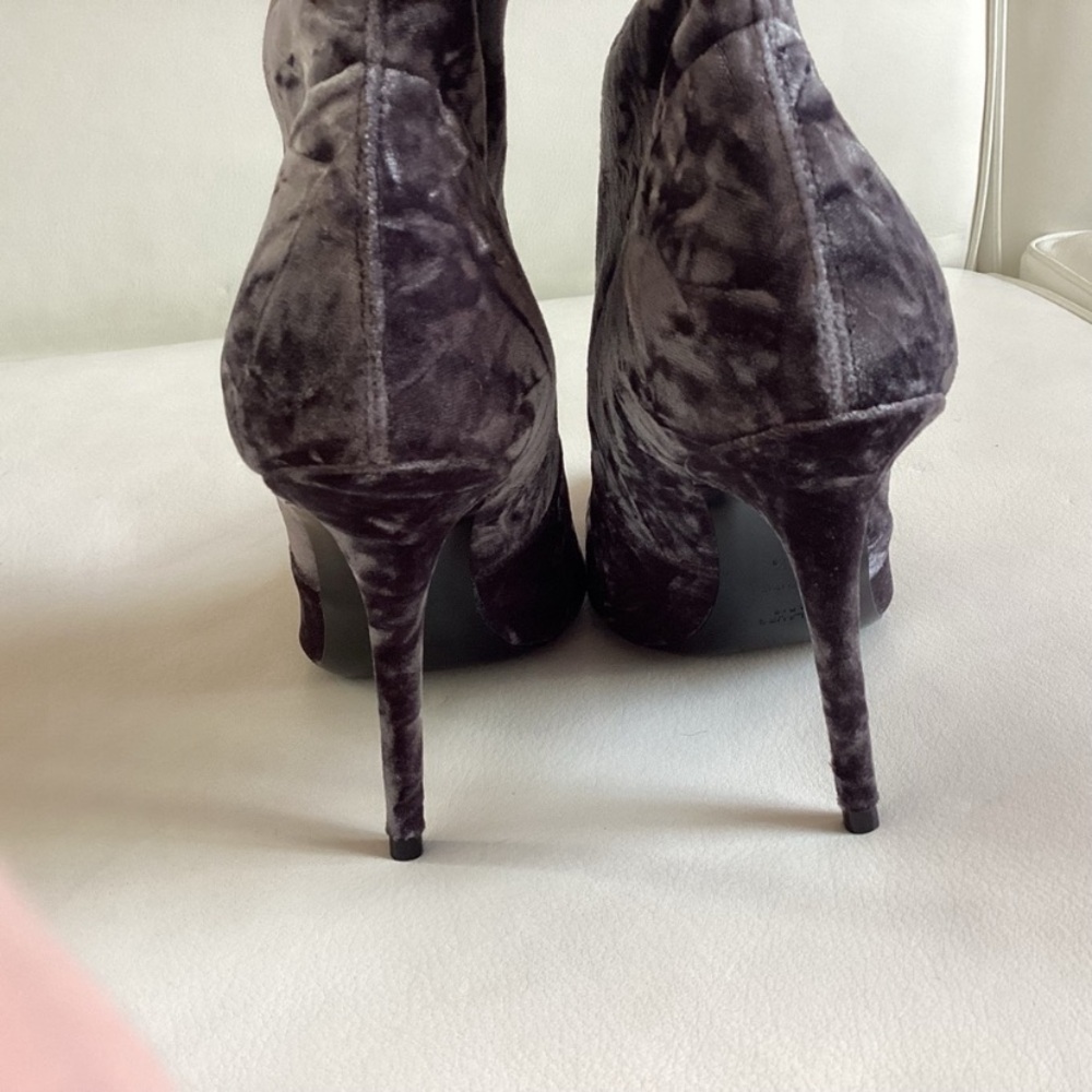 Saint Laurent Tall Velvet Stiletto Boot - Gray SZ 6.5/36.5 - Picture 7 of 11